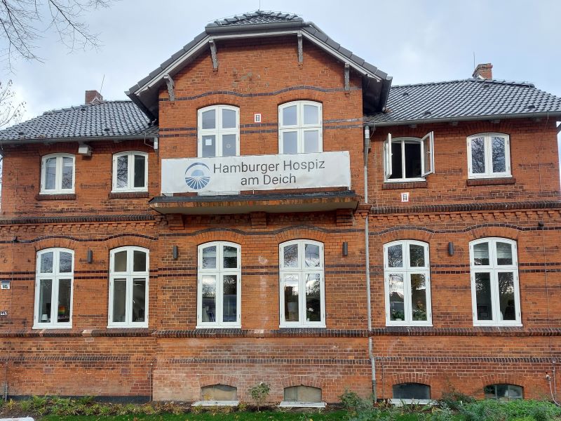 haus frontal klein